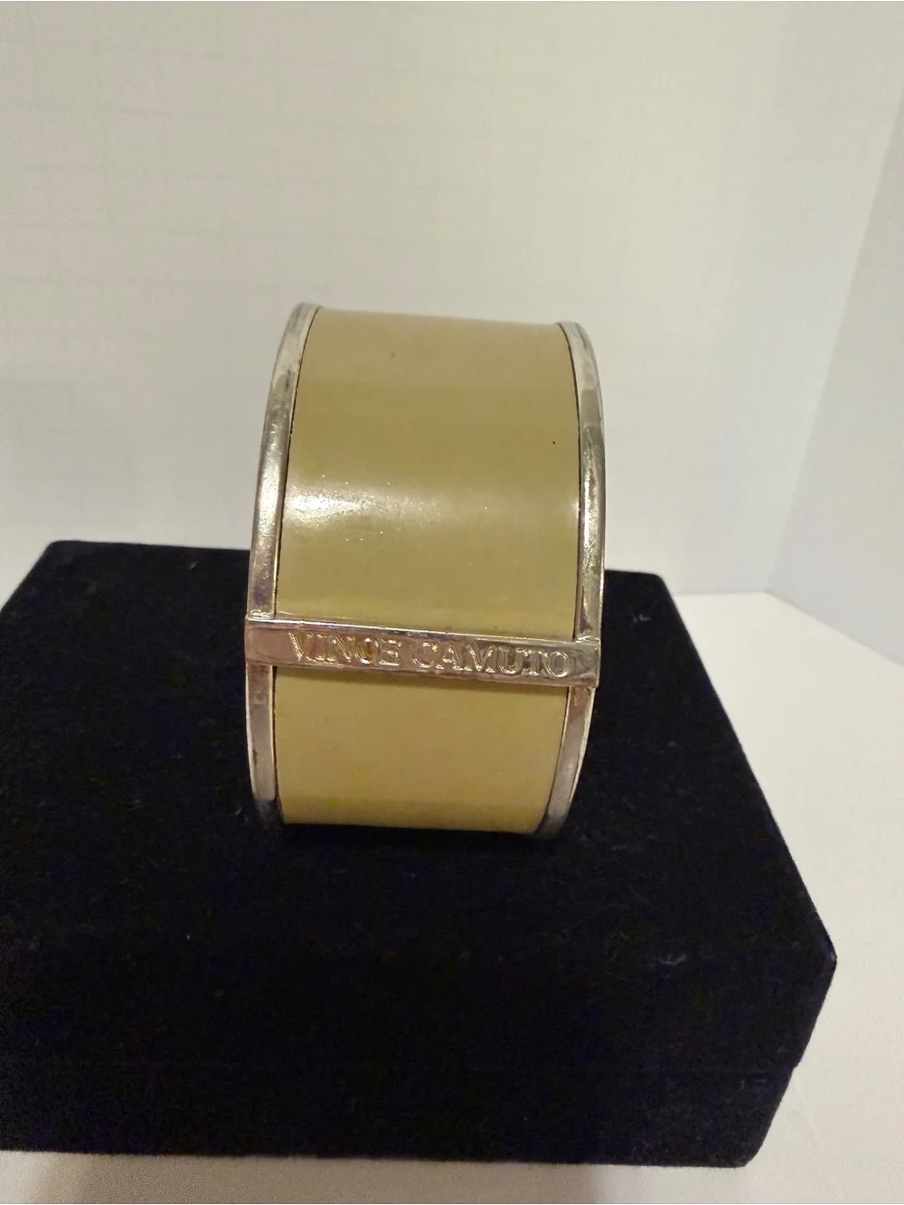 Vince Camaro Women’s Bracelet Bangle Cuff Putty Gray & Silver Logo
